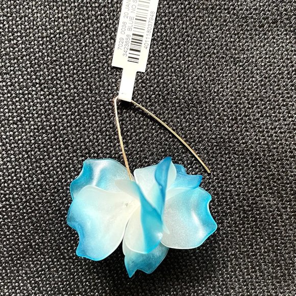 NWT NM Acrylic Drop Dangle Flower earrings - Picture 7 of 7